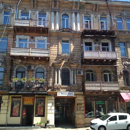 Apartments Ilona Odesa Exterior photo